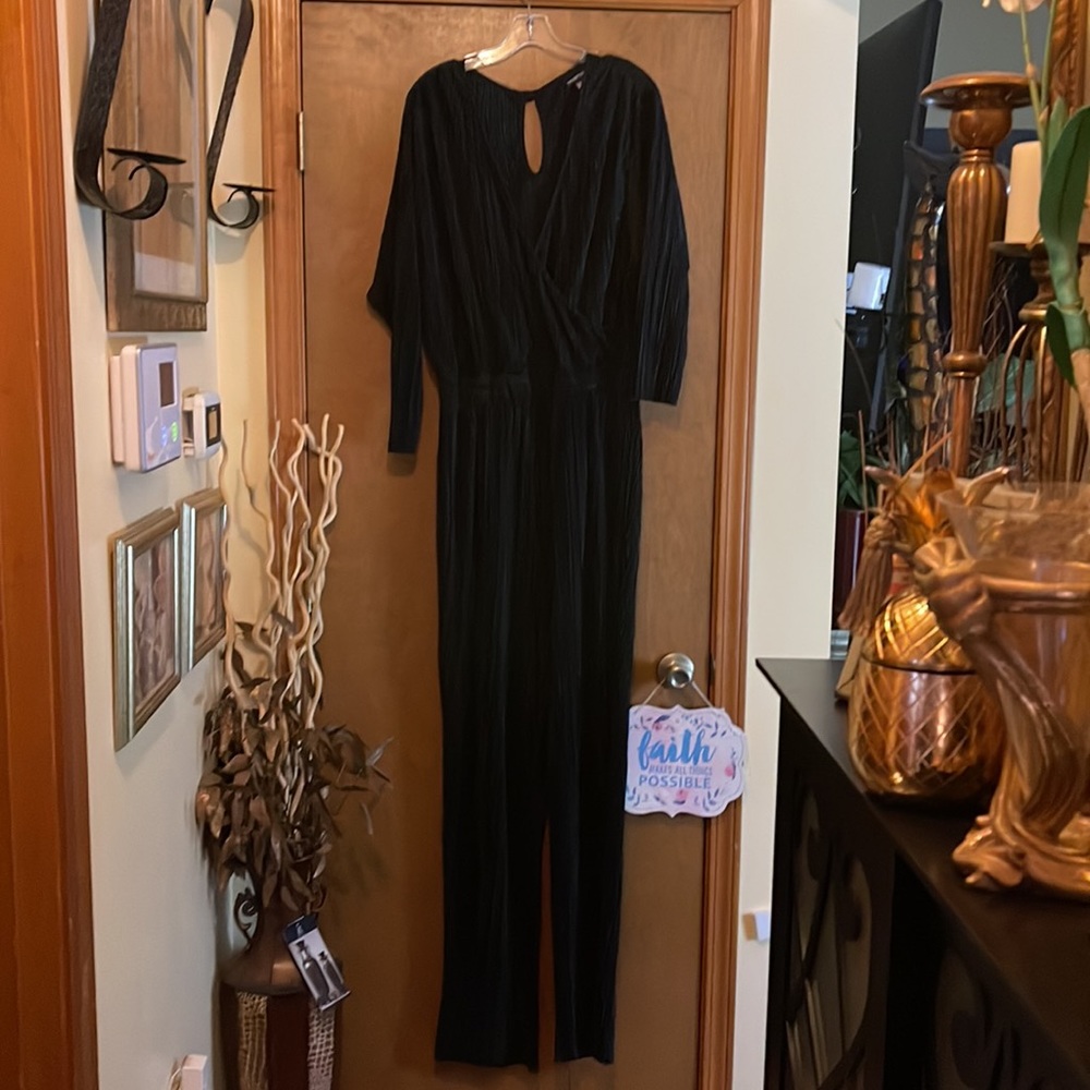 Jumpsuit - Picture 2 of 10